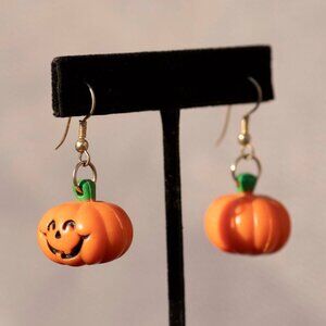 Vintage Jack O Lantern Pumpkin Earrings | Womens Halloween Fall Fashion